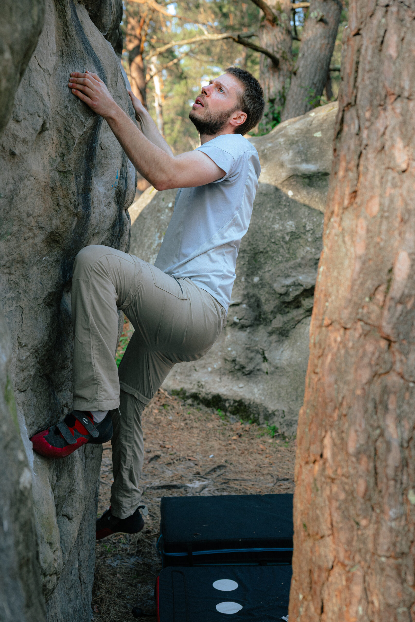 Sortie en cours d'escalade à Fontainebleau
